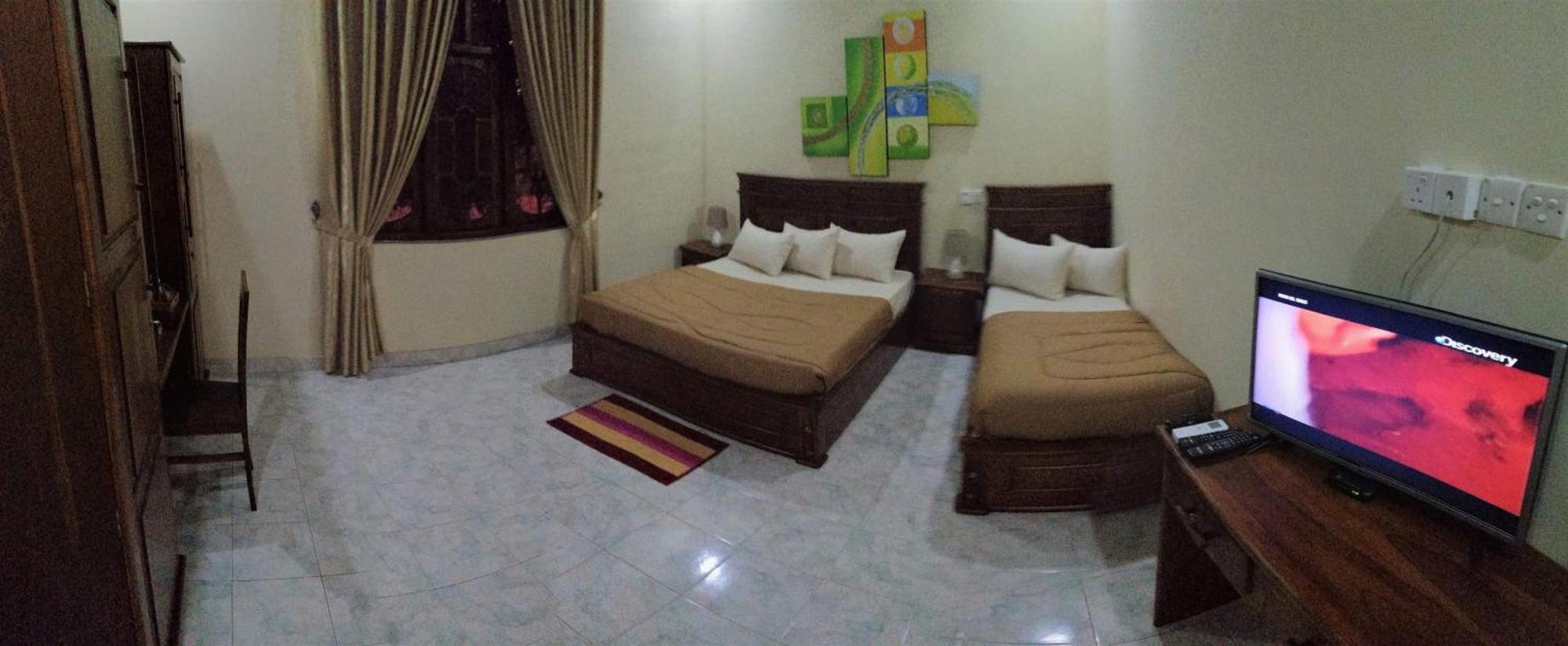 Holidays Hotel Nainamadama Exterior photo
